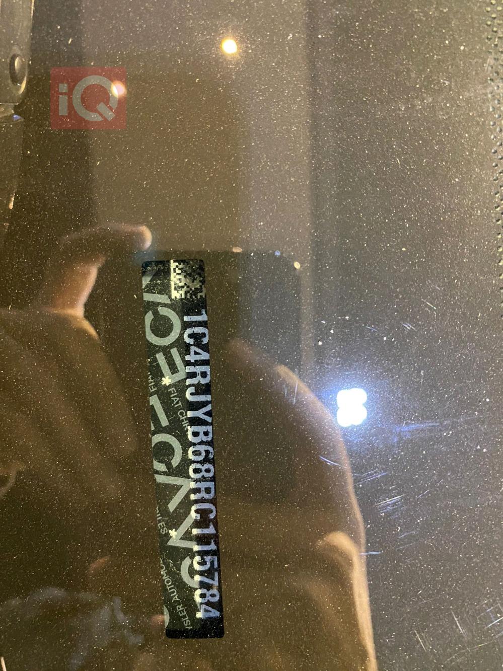 جیپ گراند شیرۆکی